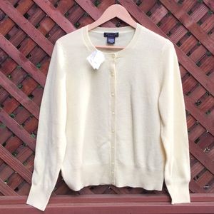 Lord & Taylor cashmere sweater